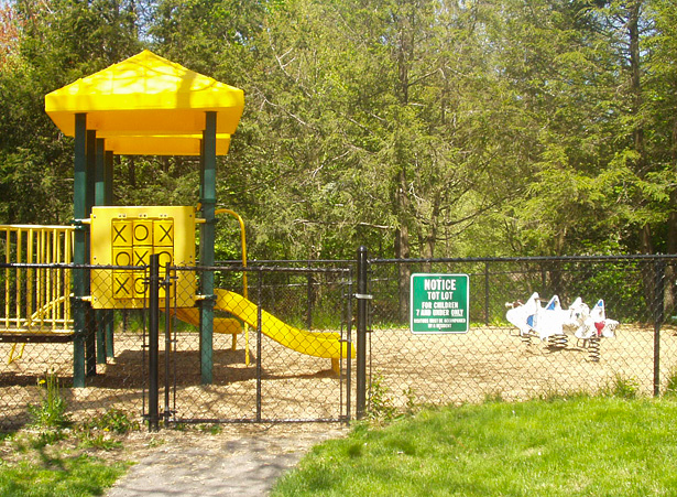 Highland Hills play area